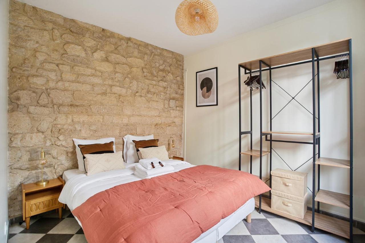 Apartment Center Of Paris By Studio Prestige Esterno foto